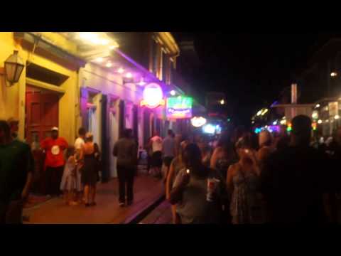 Video: Parimad Bourboni Tänava Baarid New Orleansis, Louisiana