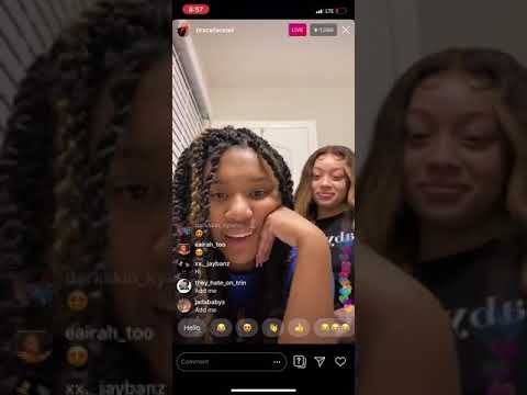 Laii on live with her friend