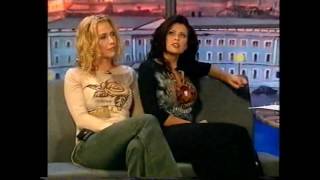 Aikakone ja Laura Voutilainen Joonas Hytönen Show'ssa (2001)