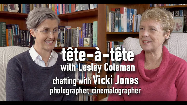 tte--tte Vicki Jones