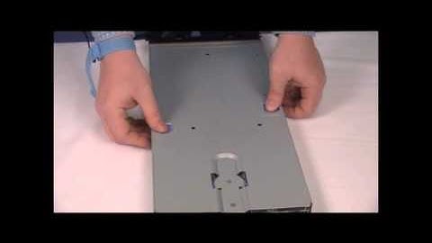 Flex System v7000 Removing a Node Canister Lid