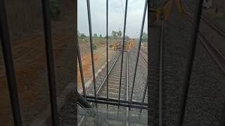 loco pilot apply emergency brake and saves accident with jcb live screenshot 1