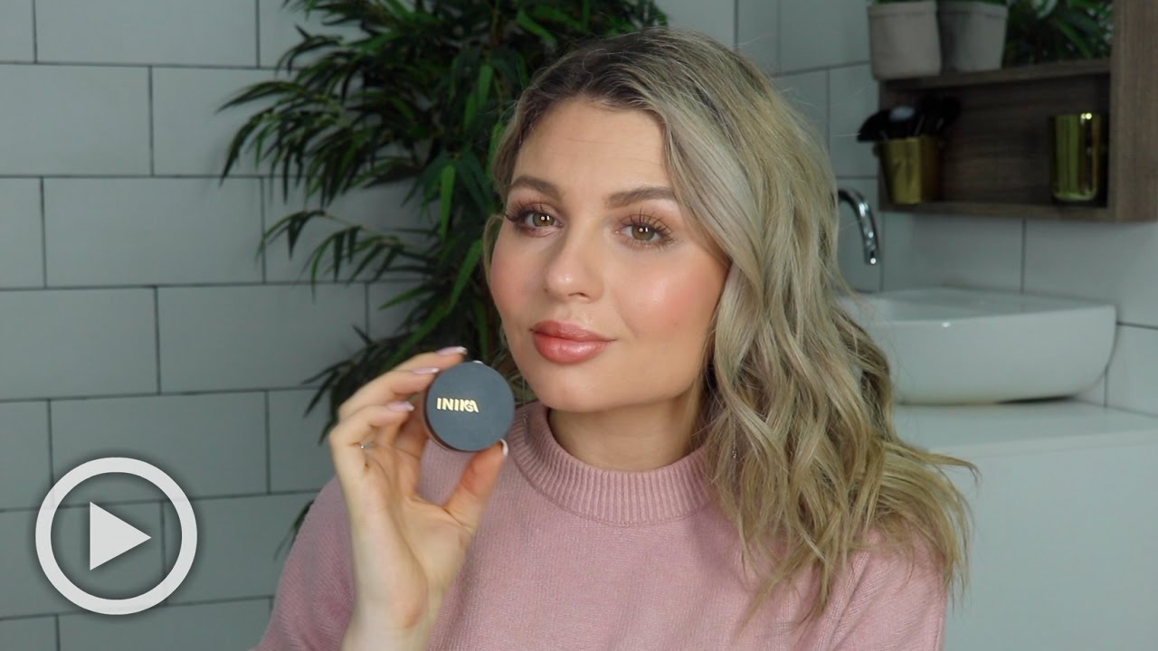 INIKA Organic  3 ways to wear your Loose Mineral Foundation 