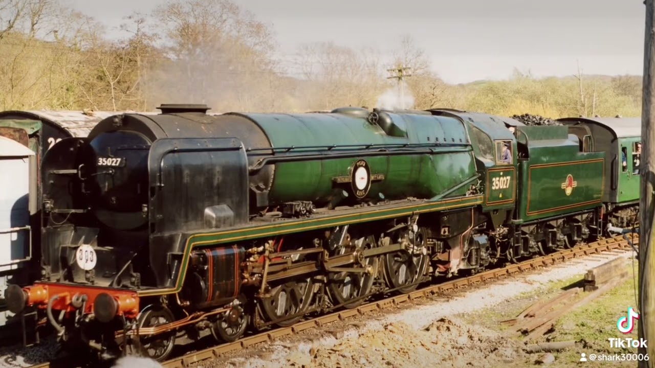 The preserved SR/BR Merchant Navy Class