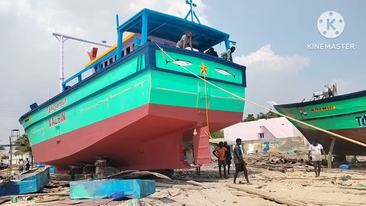 புதிய படகு ⛵🐟
