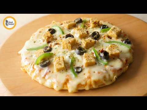 cheesy-thin-crust-pizza-with-paratha-(without-oven)-recipe-by-food-fusion