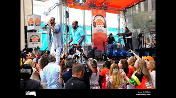 Shaggy- Angel/Boombastic live on the Today Show in NYC