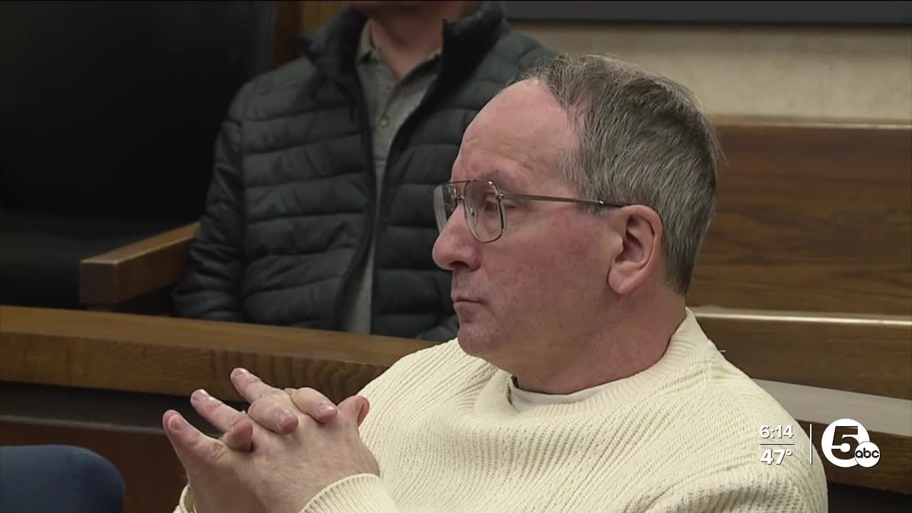 Man sentenced to 6 months in jail for assaulting Willoughby police officer