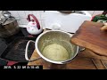 Cooking for women and eggs 712