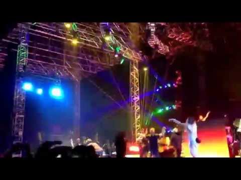 Pharrell Williams- Happy @ Coachella 4/12/14