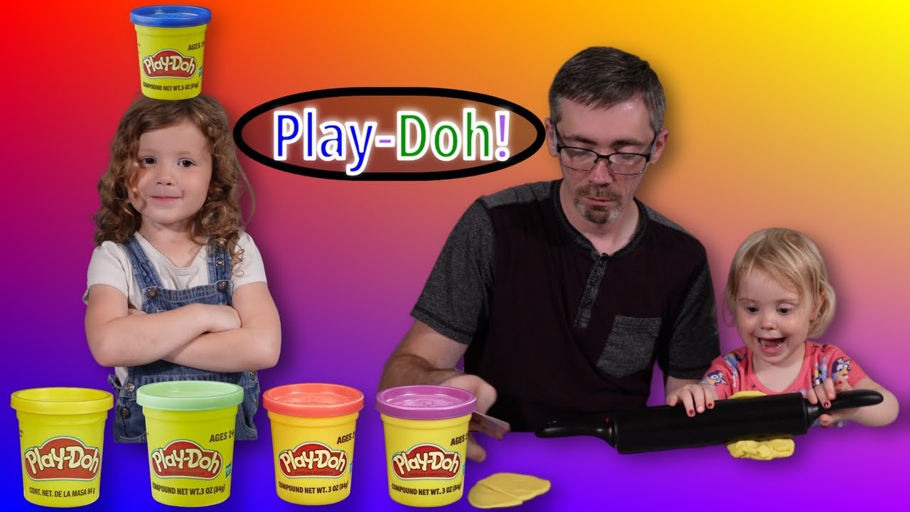 Mina and Mabel Play PlayDoh and Balloons with Mommy and Daddy
