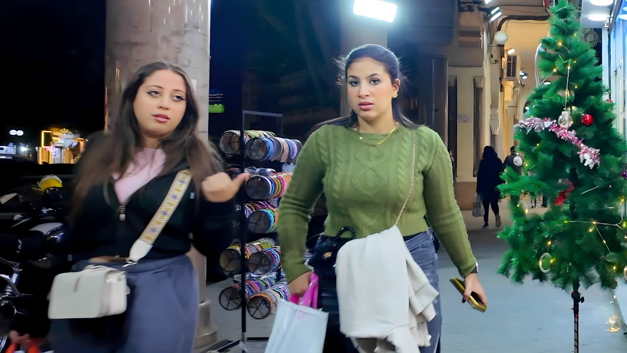 ليلة رأس السنة في شوارع مصر الكوربه منتصف الليل | جولة سير على الاقدام