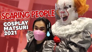 PENNYWISE IS BACK! (wearing a FACEMASK!?) IT invades a 2021 Cosplay Convention!