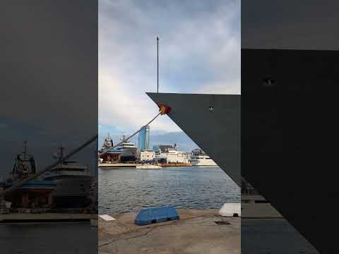 Santa María Frigate F-81 in Barcelona ⚓🥹 #frigate #ship #warships #army