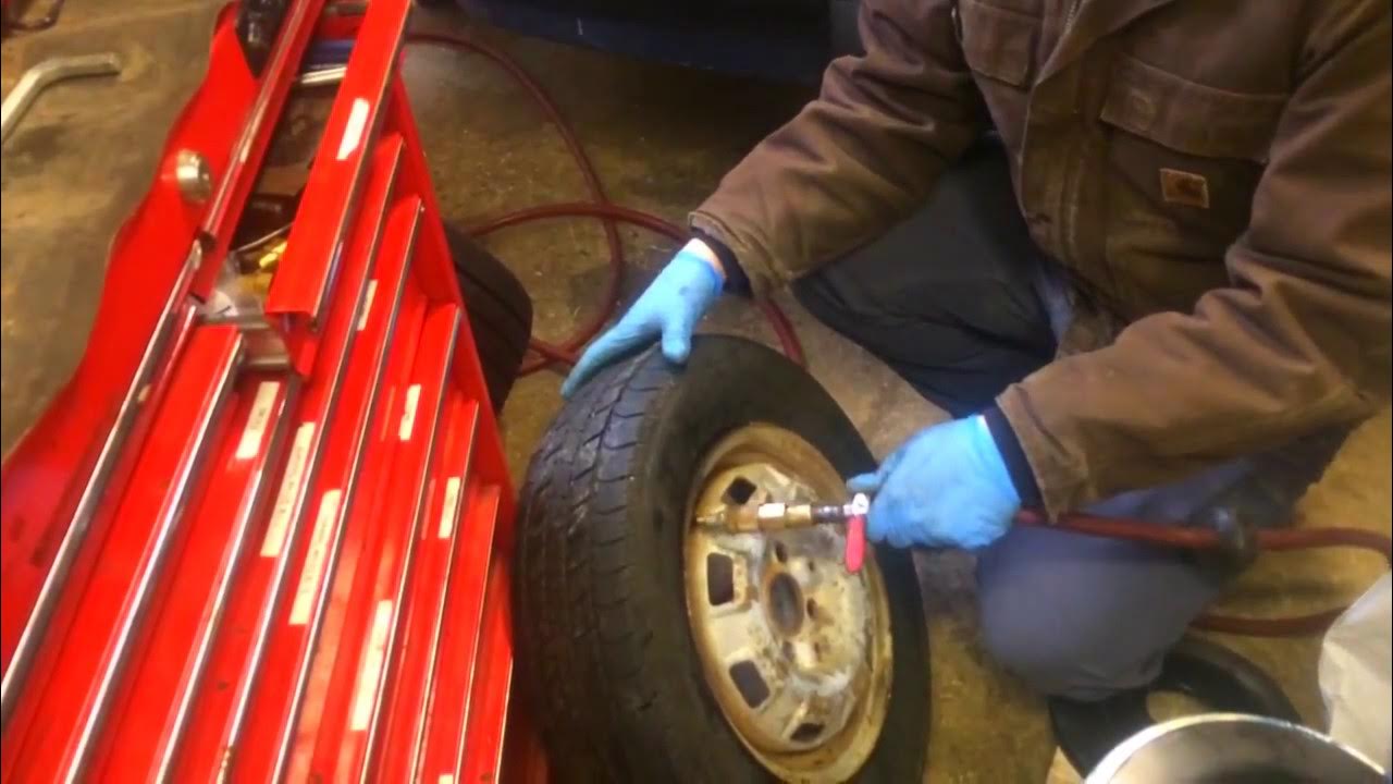 Setting Tire Beads (The Easy Way) - YouTube