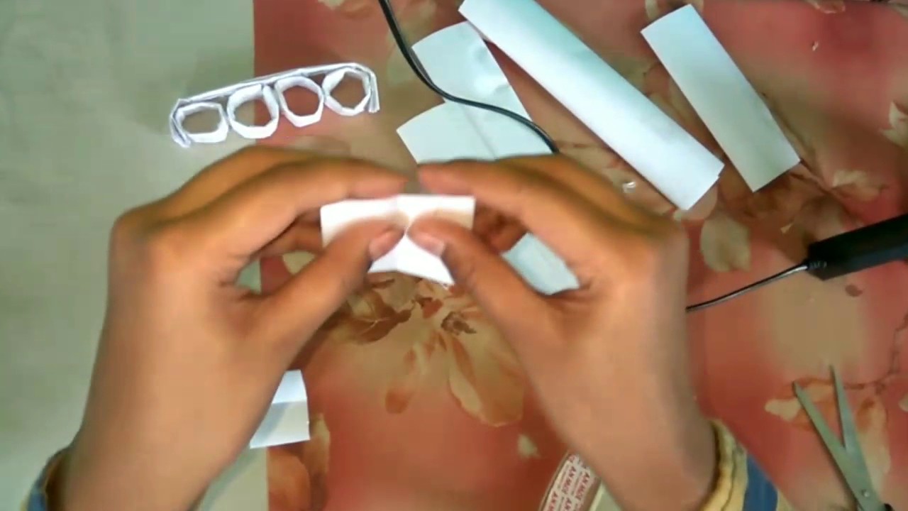 HOW TO MAKE A PAPER KNUCKLES BLADE-VERY EASY||CREATIVE MINDS|| - YouTube