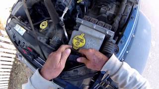 Jeep JK Fan Relay Fix - YouTube