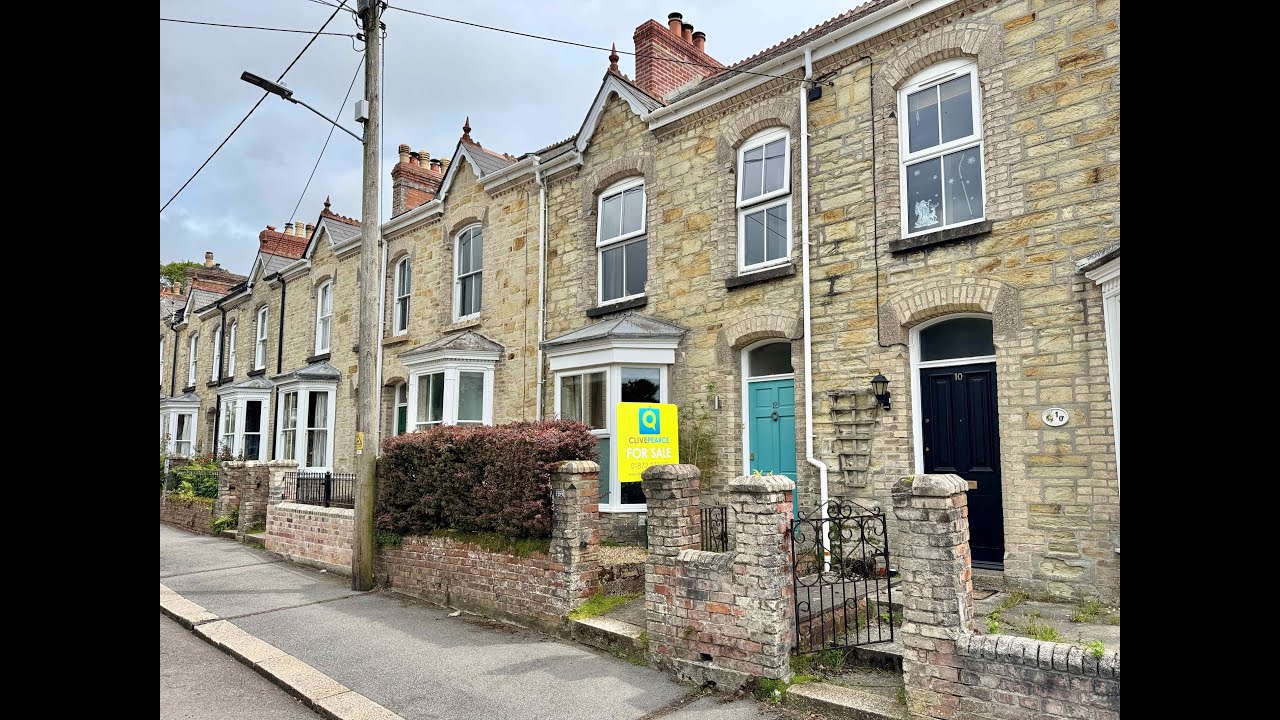 Carvoza Road, Truro - An elegant three bedroom middle terrace townhouse with converted attic...