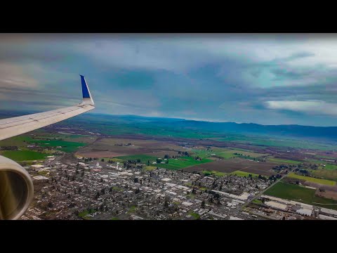 Flying Over Forests Overcast Landing in Eugene Oregon on a United Airlines Boeing 737-800 4K