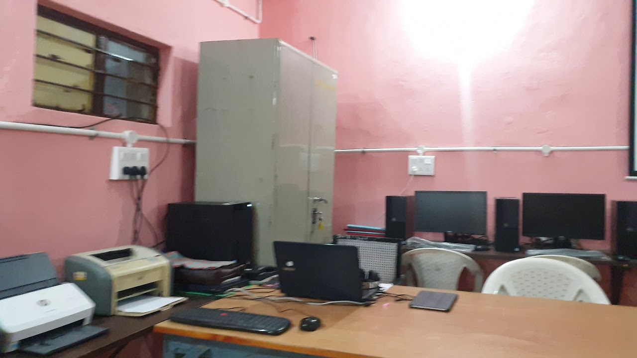 COMPUTER LAB, JNV NANDED - YouTube