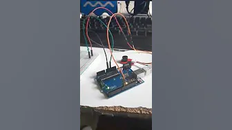 Arduino experiment with buzzer (Take on me song)