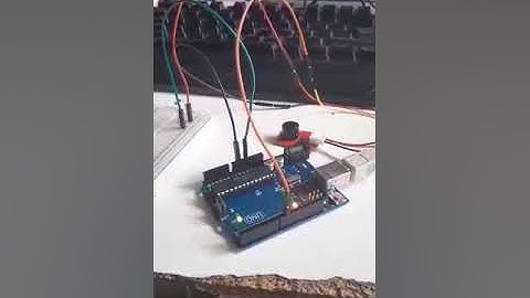 Arduino experiment with buzzer (Take on me song)