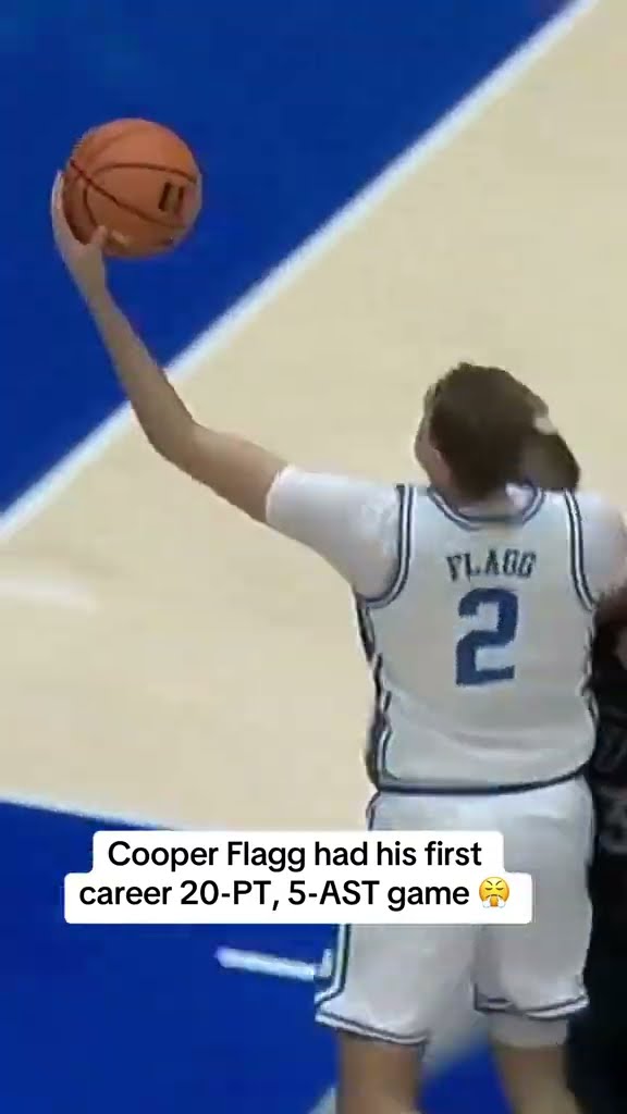 Cooper Flagg, the FIRST Duke freshman to record those numbers since Paolo Banchero in 2022 ?