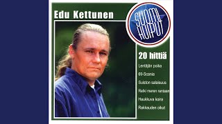 Video thumbnail of "Edu Kettunen - Retki Meren Rantaan"