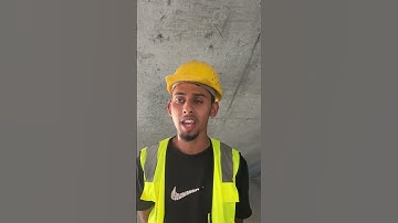عامل بنجالي يعمل في الحرم المكي الشريف يتلو آيات من سورة الحجر 📖❤️ #قرأن #قرآن #قران_كريم