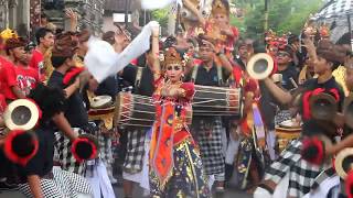 OGOH OGOH TAHUN BARU CAKA 1937 KERAMBITAN TABANAN Mr. Botax Cover