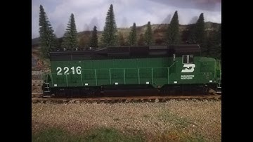 Life Like Proto 2000 Series GP30 BN with a Problem