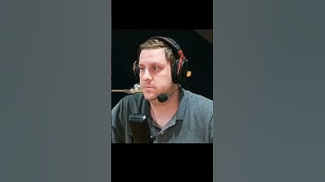 Very weird gun glitch or cheating? #shorts #glitch #dmz