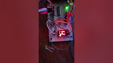 PRÁCTICA NÚMERO 6 codificador de bcd a display de 7 segmentos