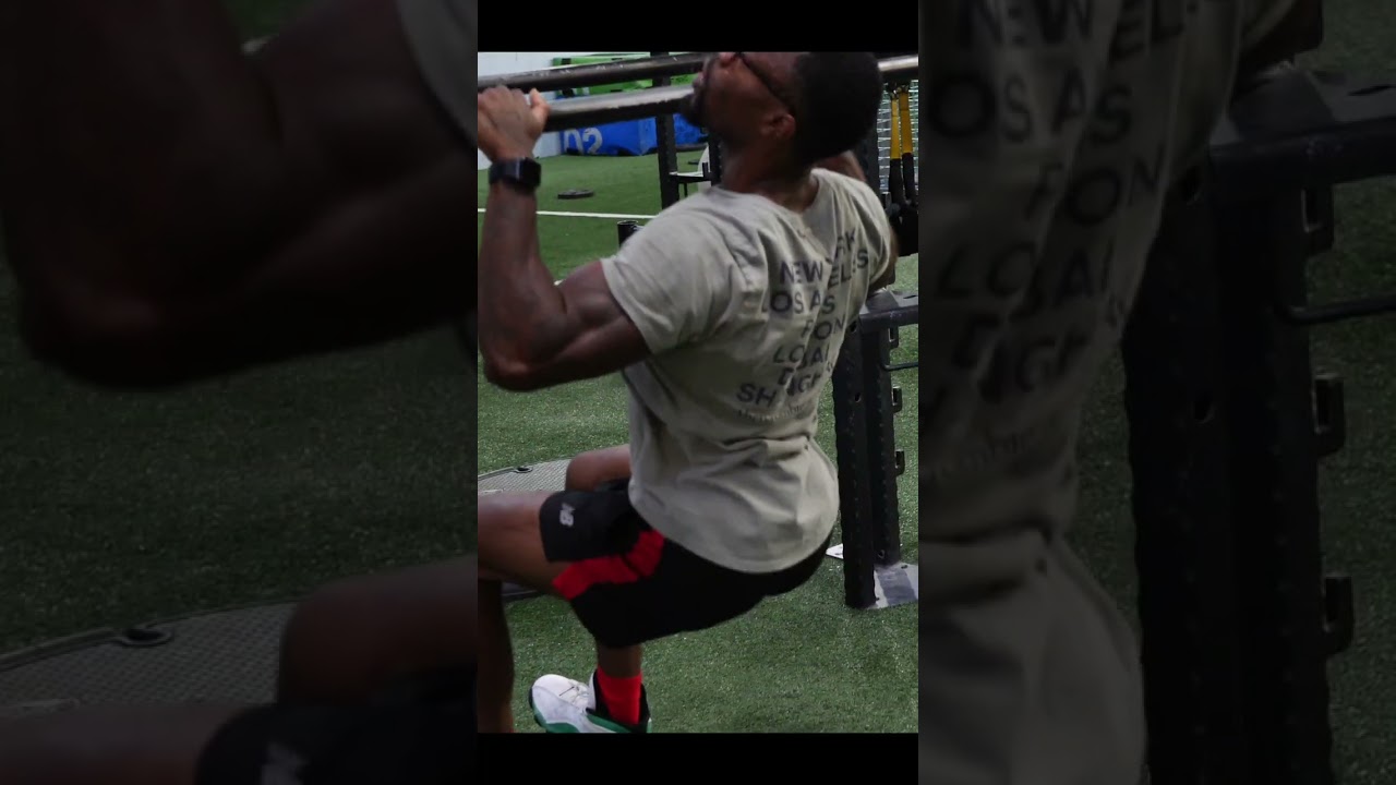 Can't Do A Muscle Up? You MUST Try THIS Modified Version!