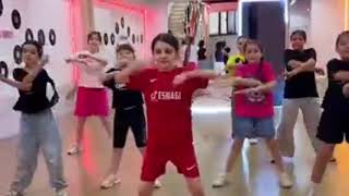   Panik Yok Filiz Kemal ufak bir dansı coming you sun