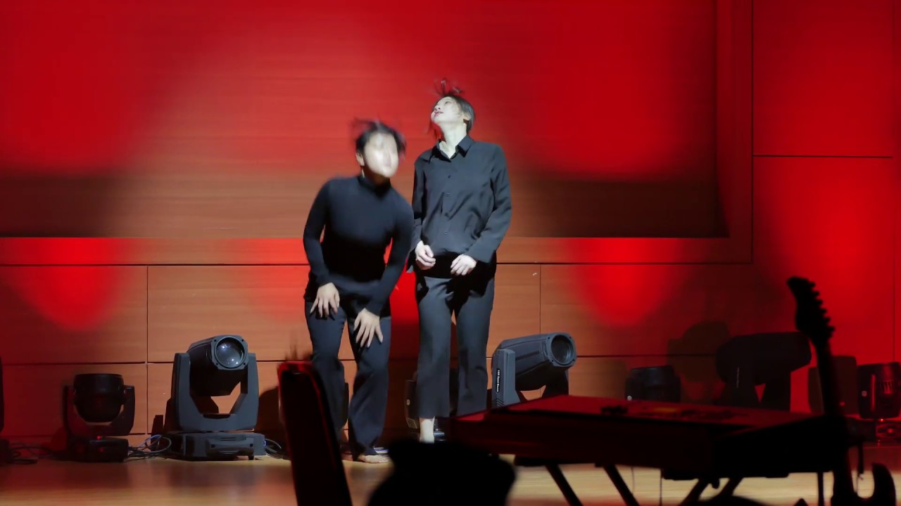 Smile Mask Syndrome (Trio) [2019]허준휘 (with Dancing) YouTube