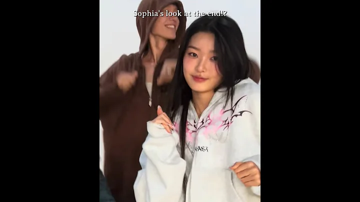 The way she is looking at Yoonchae 😂 #katseye #kpop #yoonchae #sophia #keonho #cortis #shorts