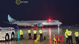 Airbus A350900 de Iberojet llegando hoy miércoles 2442024 a Palmerola,  Honduras con leve lluvia!