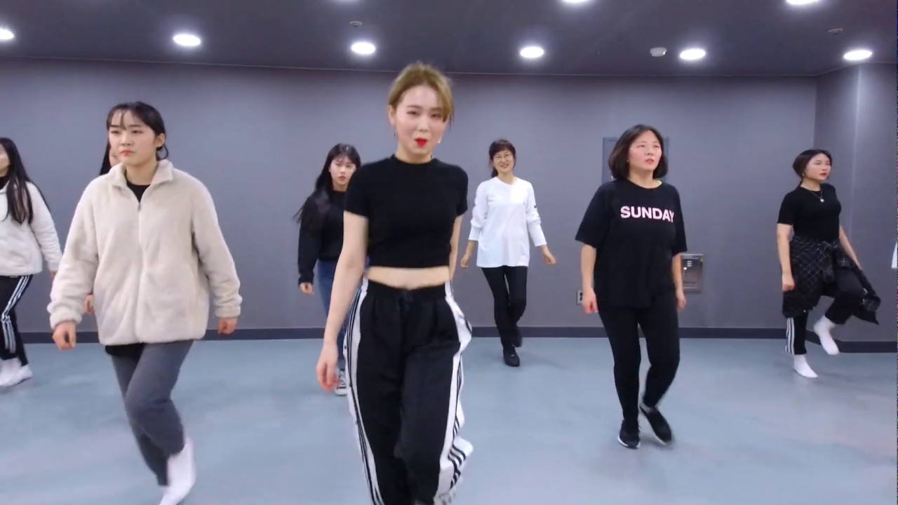 ダンスの種類一覧 簡単なものから難しいものまで ジャンル別に紹介 ママのぎもん