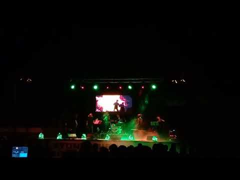 manuel picon en directo en la plaza de toros de los navalucillos, Toledo