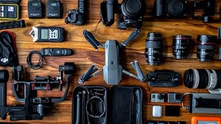 What's in my CAMERA BAG?!