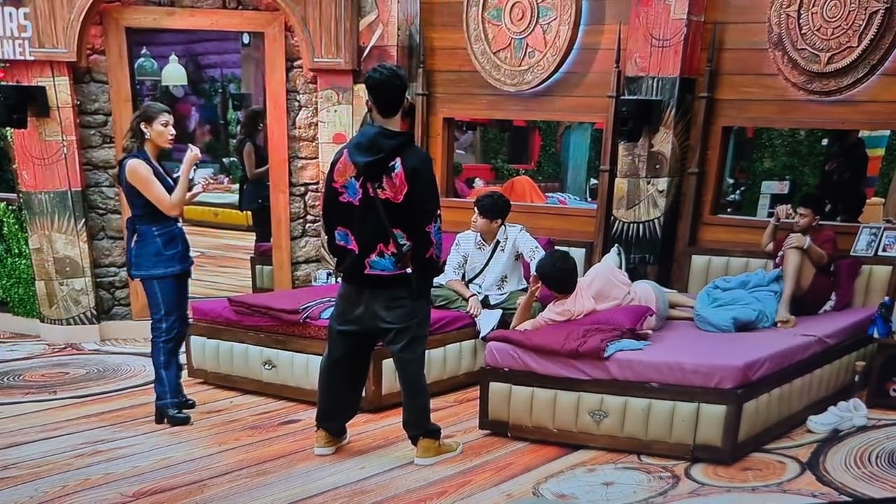 Nehal is on track now..           #biggboss19 #Biggboss #Nehal #baseer #tanyamittal #gaurav #awaz