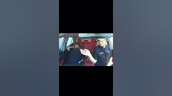 Valet caught on cam taking a piece of gum 😂😂