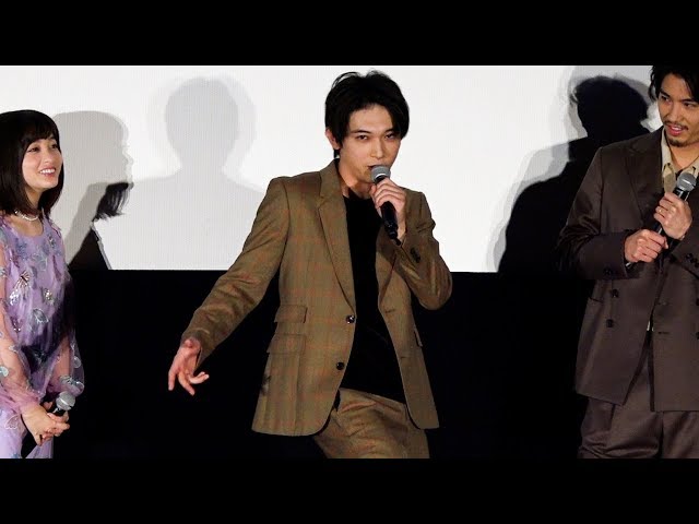 吉沢亮、中二病キャラ実演! 映画『斉木楠雄のΨ難』初日舞台あいさつ2