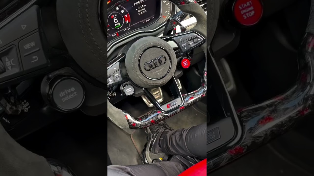 When the Audi steering wheel is ‘dressed’ with forged carbon + Alcantara + LED…