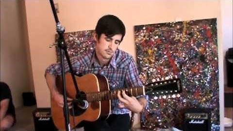 Kevin Lewis at Apartment Music #9 - 12-string guitar improvisation