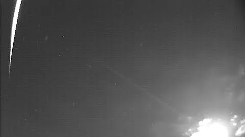 Fireball over the Atlantic Ocean (Sept. 10) // Bol...