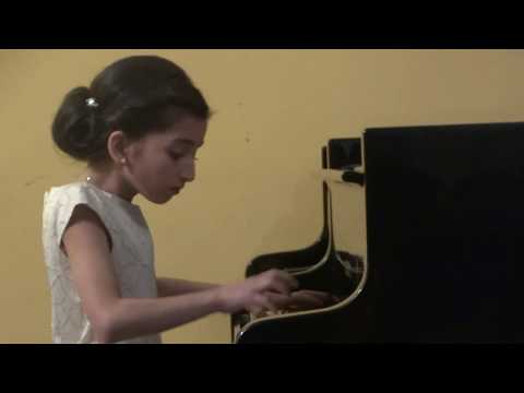 bach poloneze g moll II grades studant Mananiko Chkhaidze მანანიკო ჩხაიძე ბახი პოლონეზე  სოლ მინორი