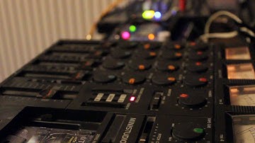 Ambient tape-loop drones