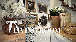 Living Room Neutral Summer Decor ￼